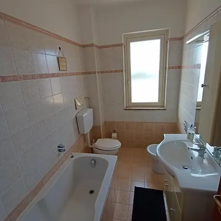 Degli Angioini Holiday Home Caulonia Marina Exterior photo