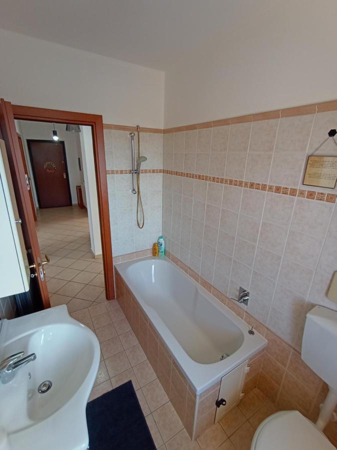 Degli Angioini Apartment